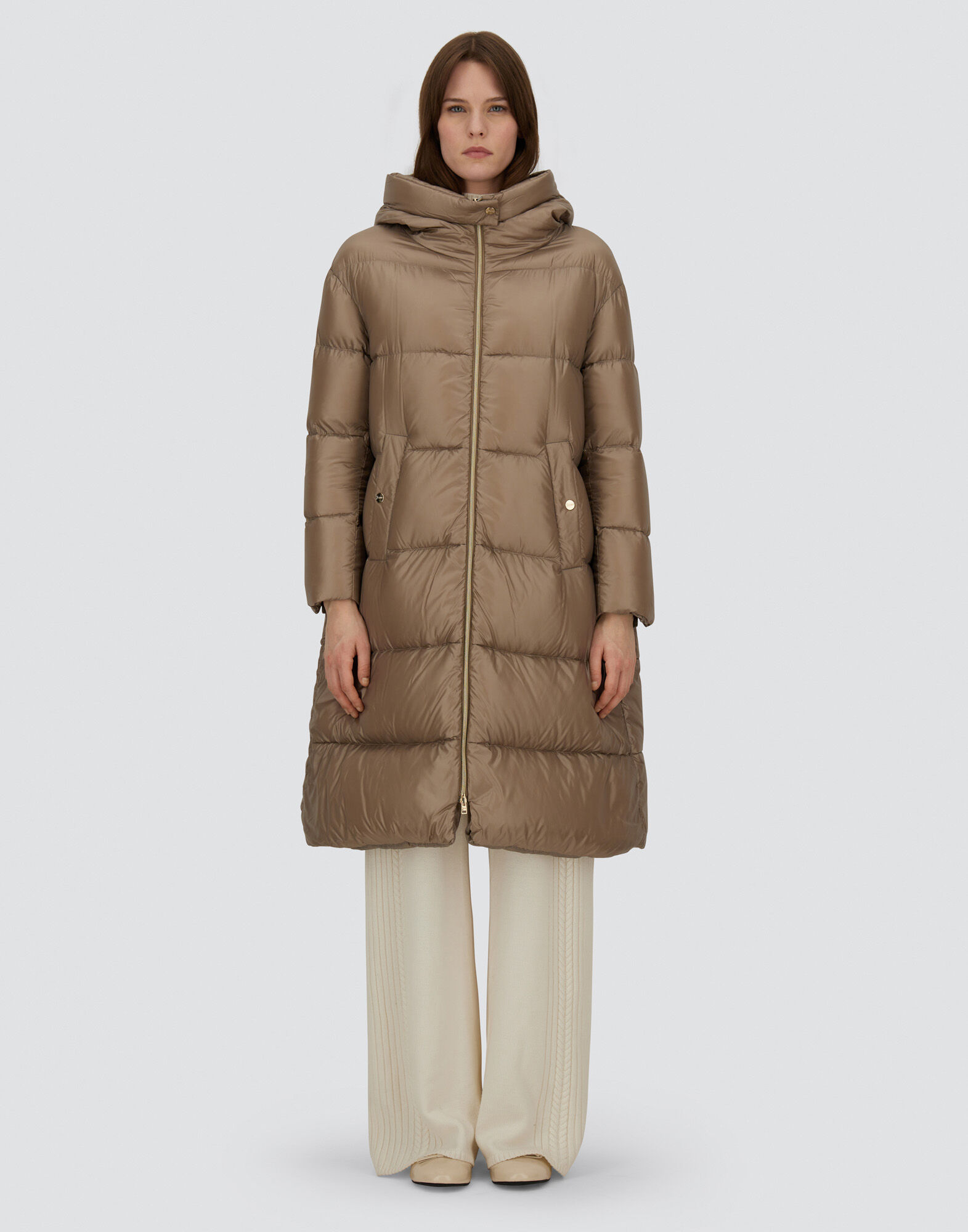 【5/1まで出品・お値下げ】　Herno フード付きベージュナイロンパーカー PARKA IN NYLON ULTRALIGHT in Dove Grey for Women | Herno®