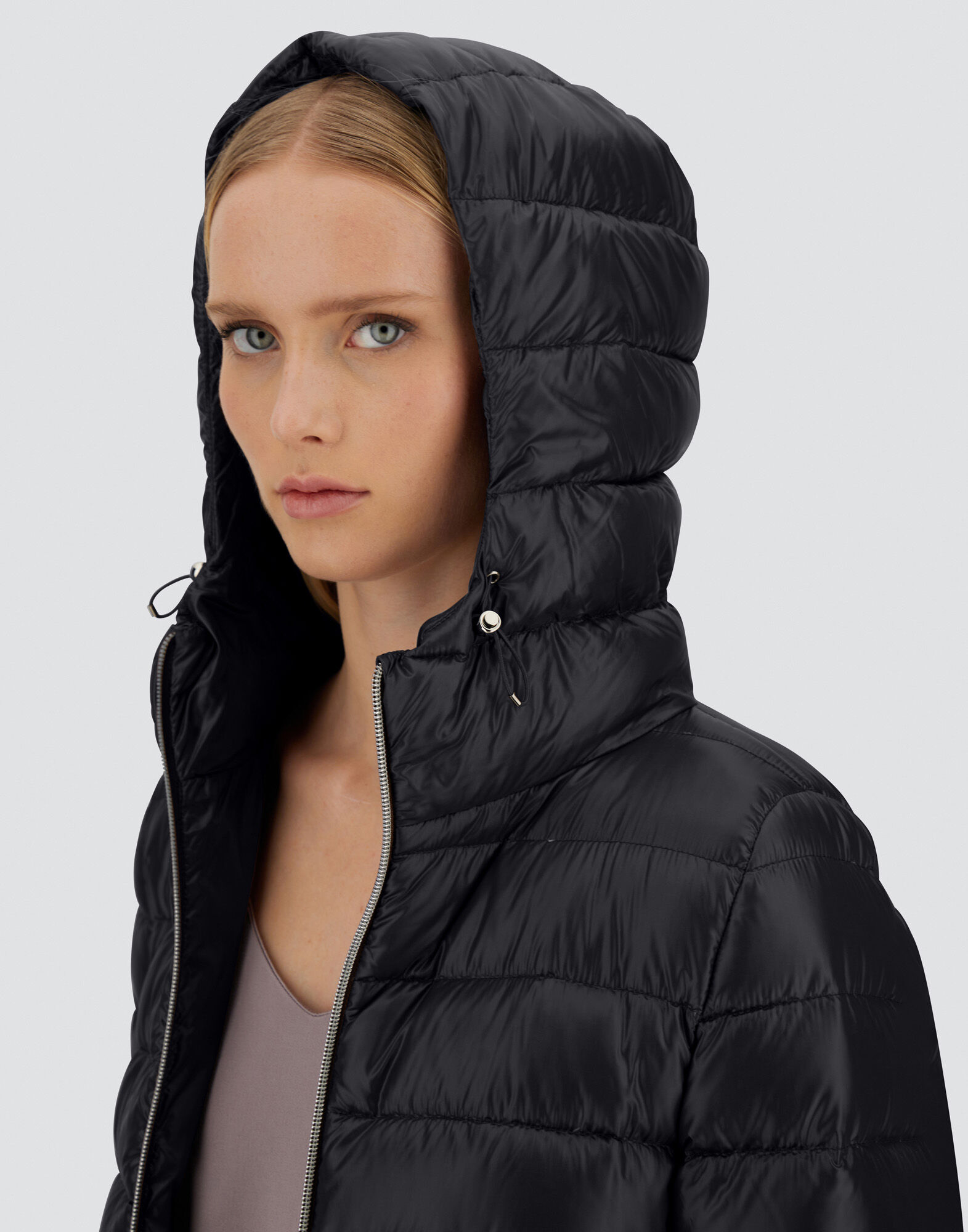 RESORT A-SHAPE JACKET IN NYLON ULTRALIGHT in Black for Women | Herno®