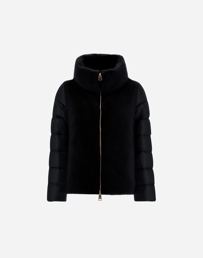 Herno CAPE IN NYLON ULTRALIGHT AND LADY ALTERNATIVE FUR  PI002017D12017Z9300