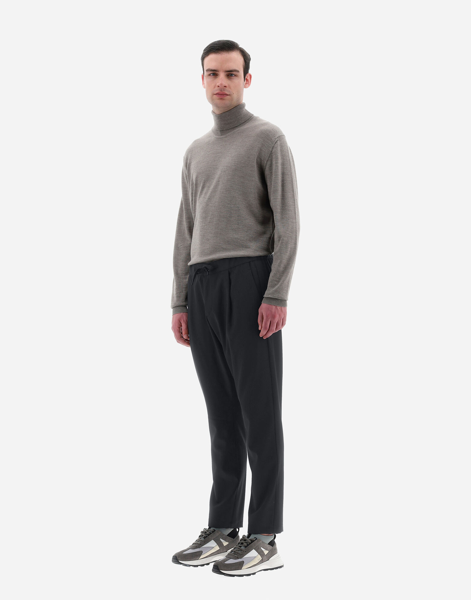 The 12 Best Pleated Pants for Men 2024
