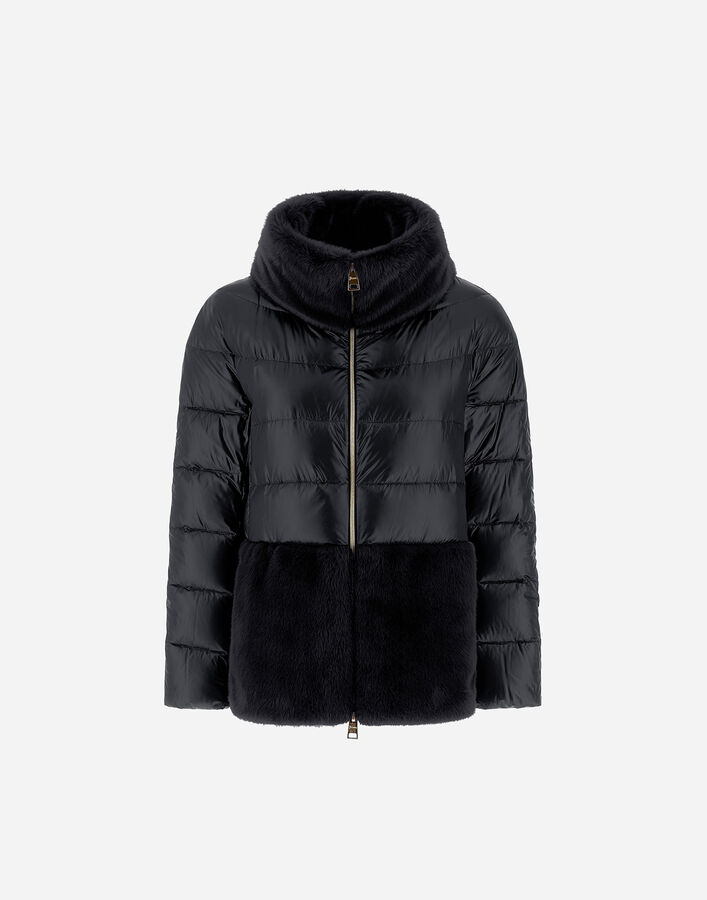 Herno CAPE IN NYLON ULTRALIGHT AND LADY ALTERNATIVE FUR  PI001933D12017Z9300