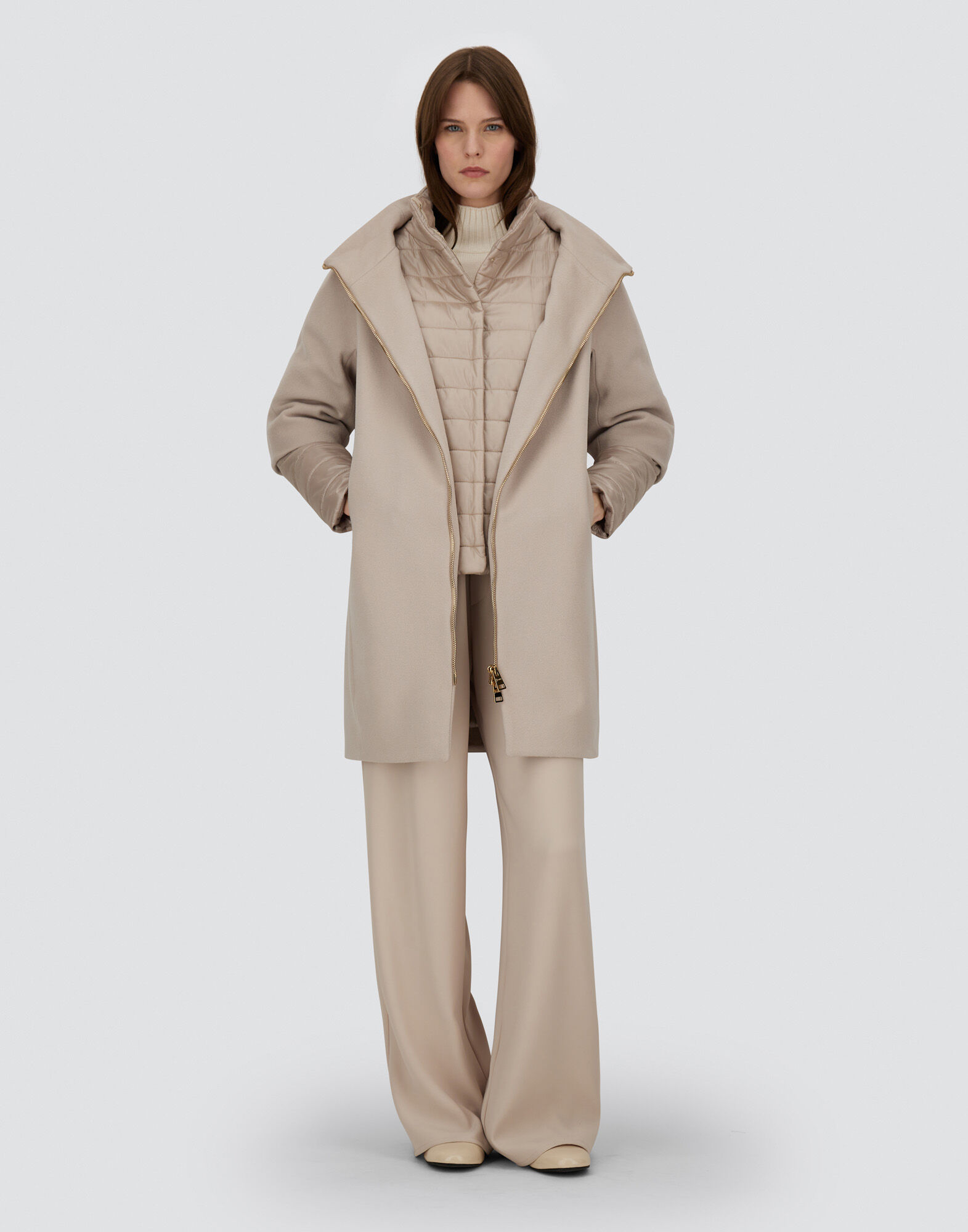 COAT IN LUXURY WOOL AND NYLON ULTRALIGHT in Light Beige for Women