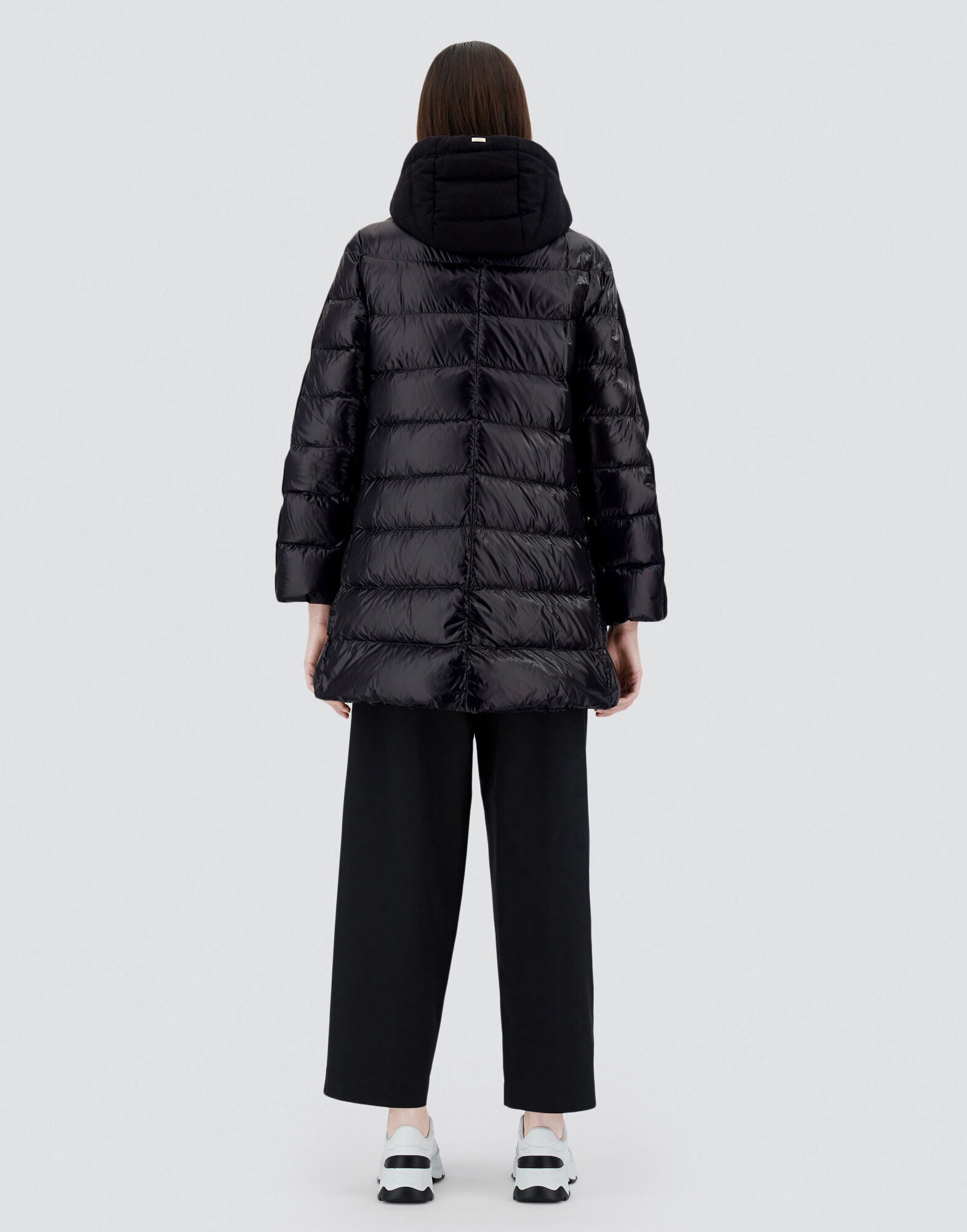 A-SHAPE JACKET IN NYLON ULTRALIGHT, CASHMERE AND SILK in Black for