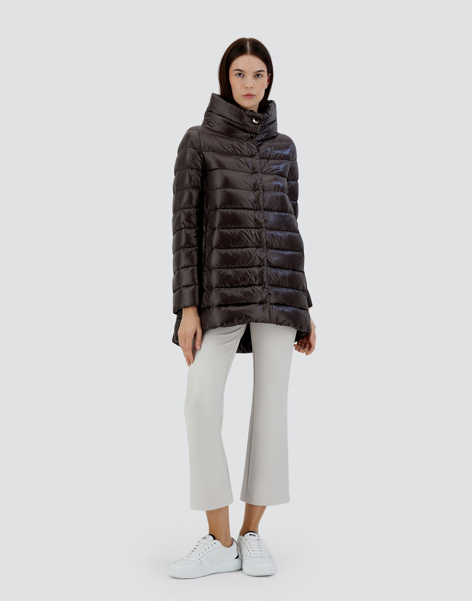 美品　HERNO　ICONICO　AMELIA　ヘルノ　アメリア　40 AMELIA in Dark Chocolate for Women | Herno®