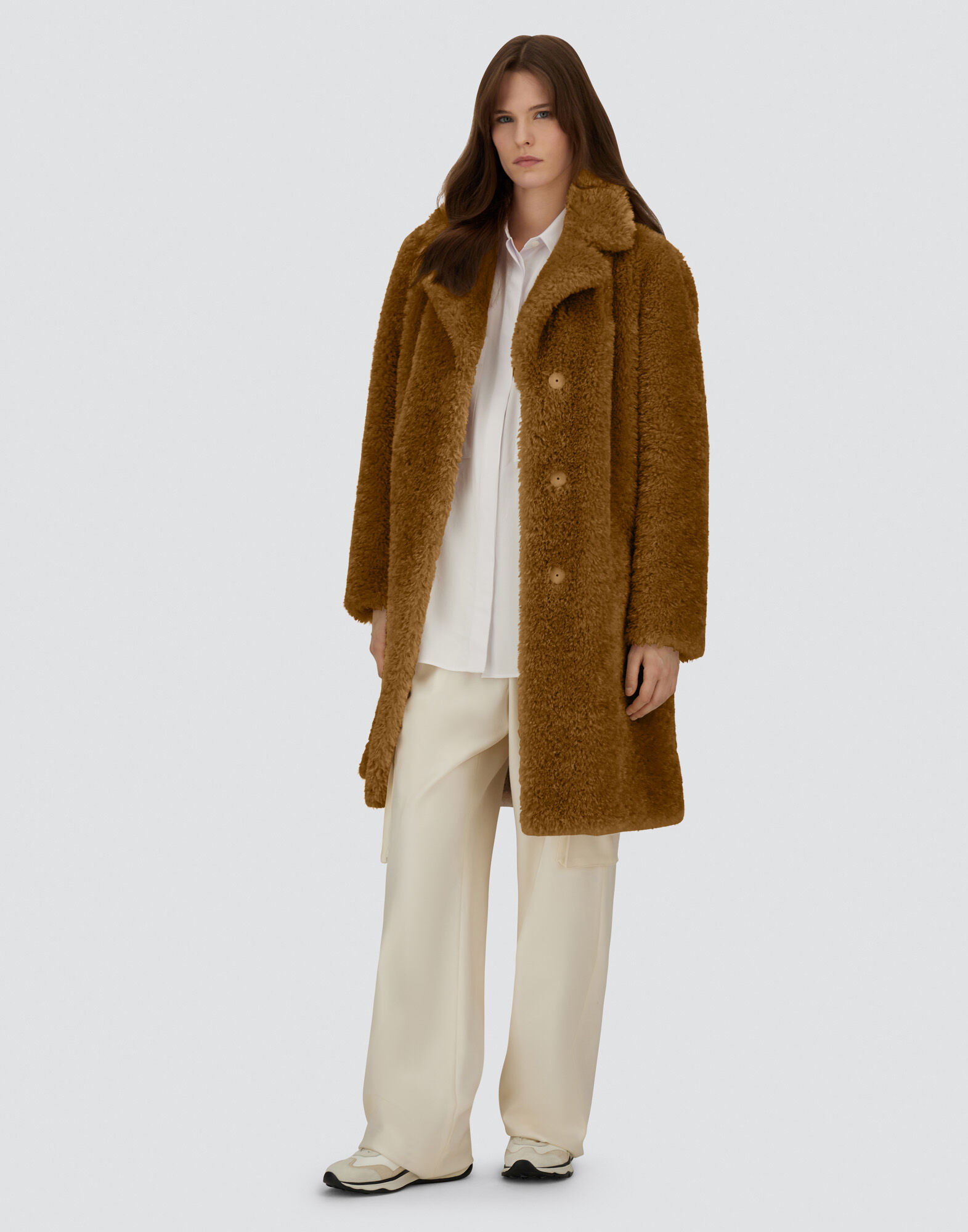 COAT IN CURLY ALTERNATIVE FUR in Sand for Women | Herno®