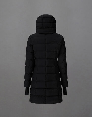 LAMINAR SLIM-FIT COAT IN GORE-TEX INFINIUM WINDSTOPPER in Black 