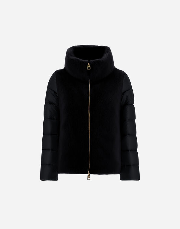 Herno CAPE IN NYLON ULTRALIGHT AND LADY ALTERNATIVE FUR  PI002017D12017Z9300