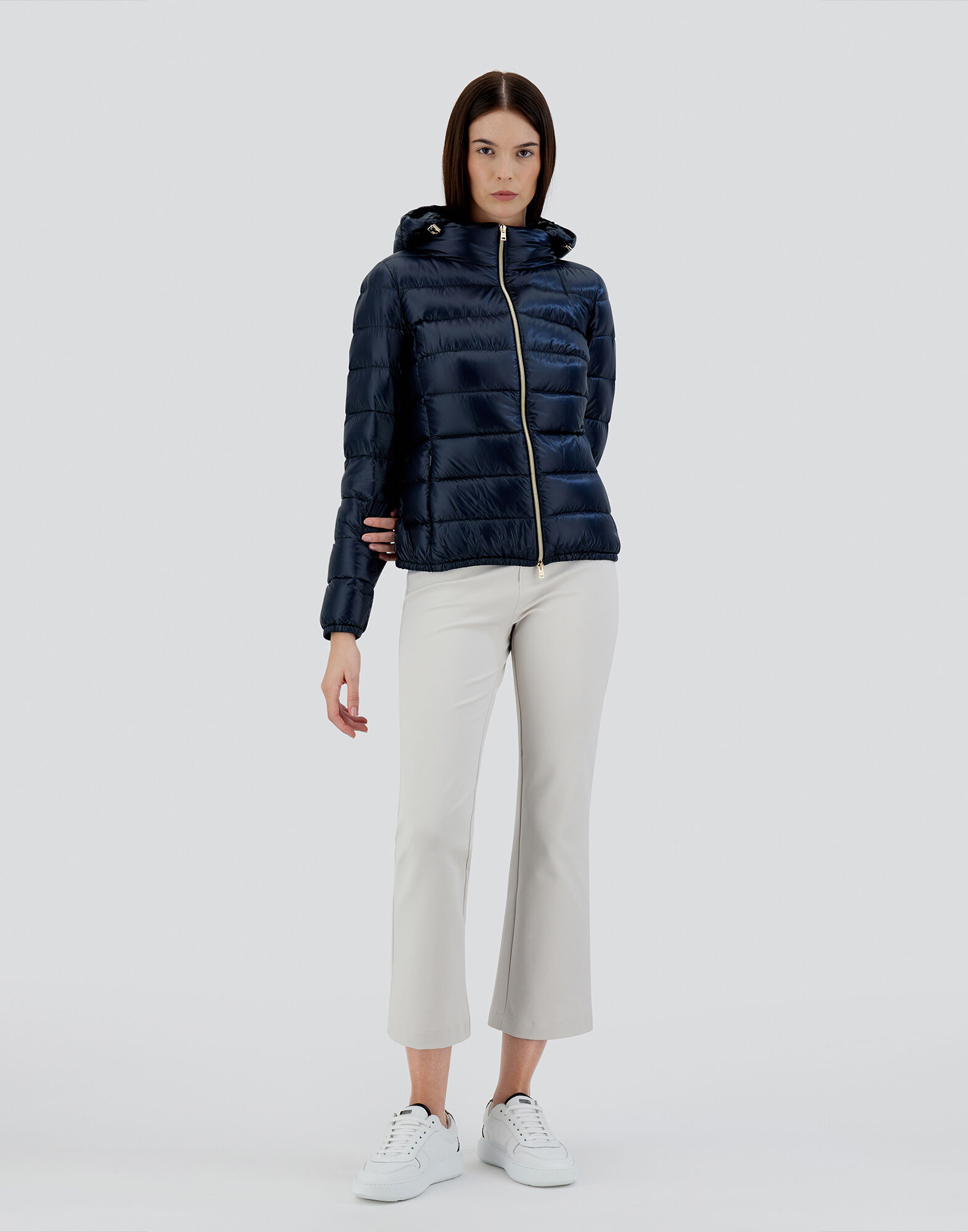 Herno ネイビー フード付きジャケット A-SHAPE JACKET IN NYLON CHAMONIX in Navy Blue for Women | Herno®